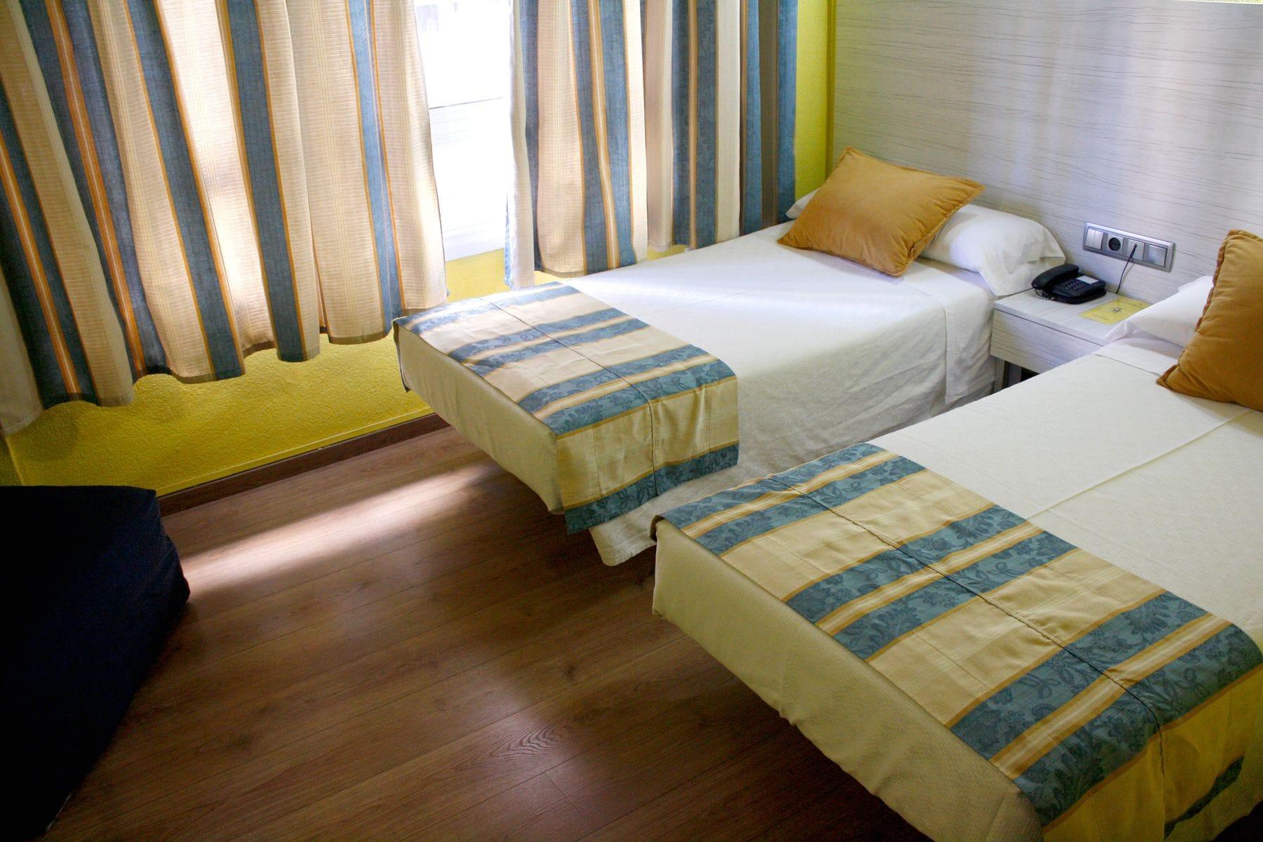 Hotel Universal Мурсія Екстер'єр фото